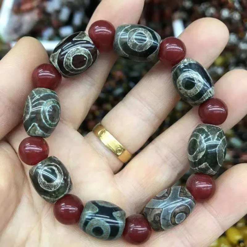 

China Natural Red Agate Red Bucket Beads Hand-carved Jade Bracelet Fashion Jewelry Men and Women Style Bracelet Jewelry