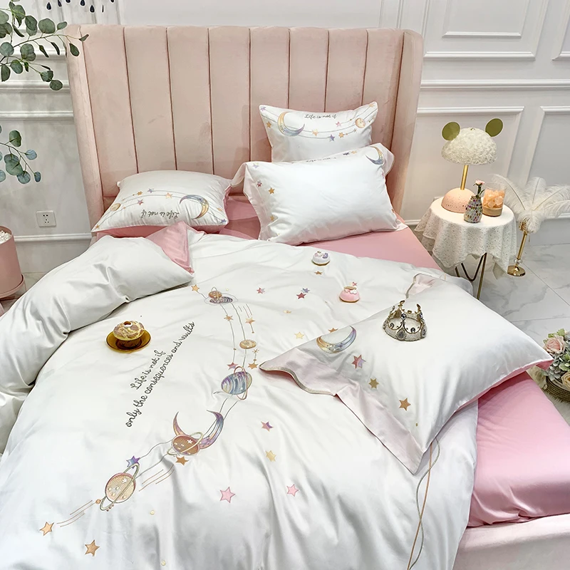 Роскошный постельный комплект из 4/6 предметов с вышитыми луной звездным небом и