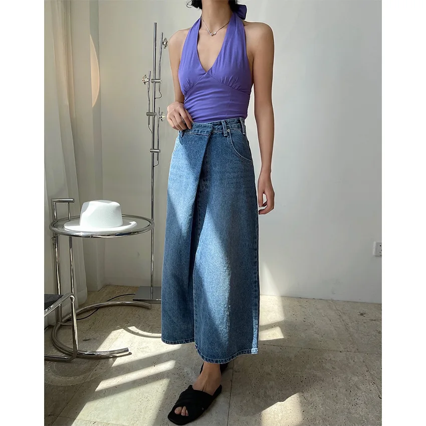 

Europe And The United States Beach Style Sexy Temperament Fashionable V-Band Hanging Neck Strap Show Thin Short Top
