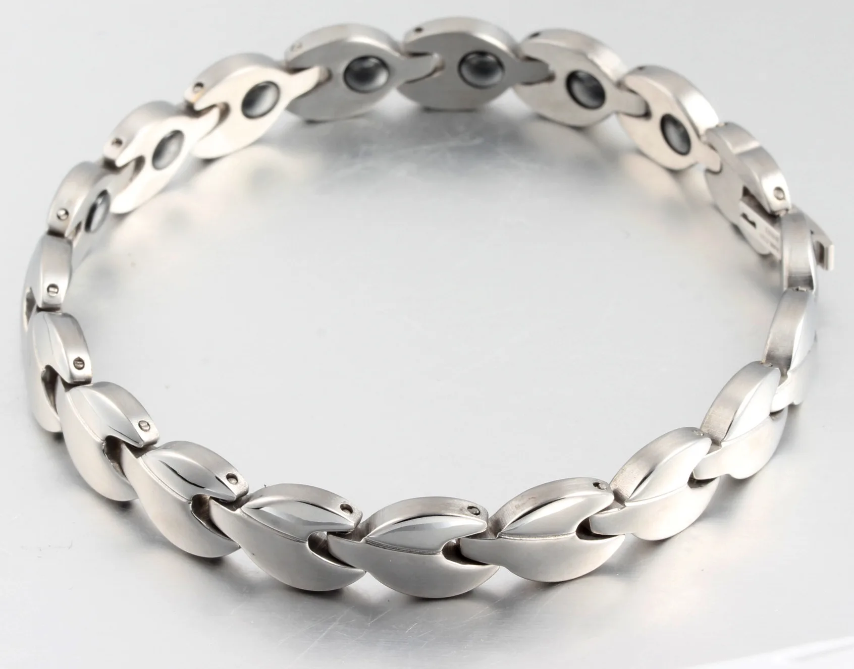 

QWC stainless steel bangle hot sell popular bracelet man single steel material 20cm single bracelet