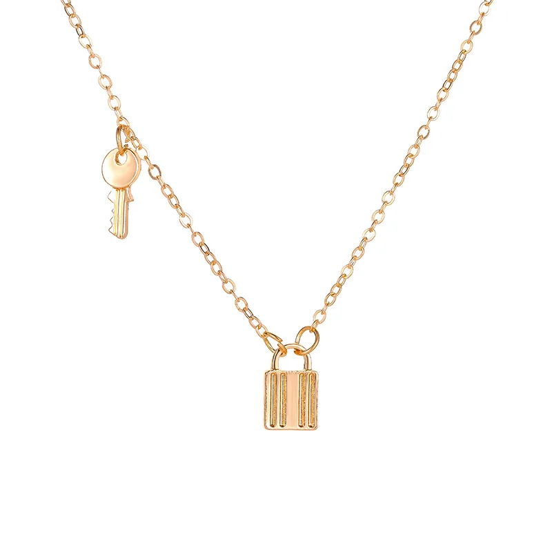 

QiLuxy Lock Choker Necklace Chain on The Neck with Lock Punk Jewelry Mujer Key Padlock Pendant Necklace for Women Gift