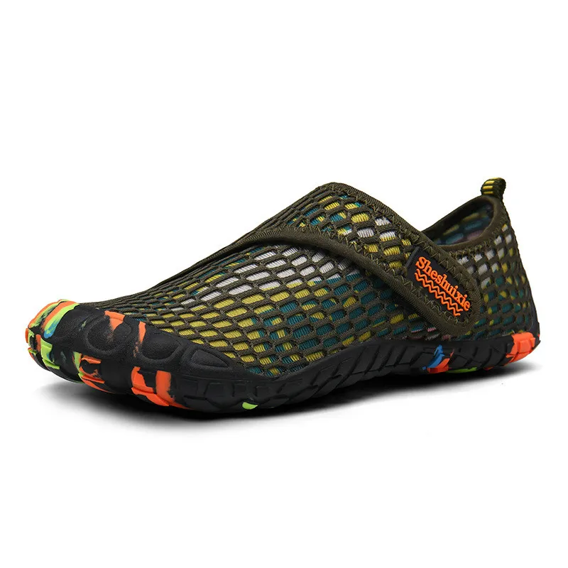 

Summer Outdoor Beach Shoes Men Breathable Air Mesh Soft Casual Shoes Non-slip Light Sandals Men Lazy Shoes Plus Size 36-47