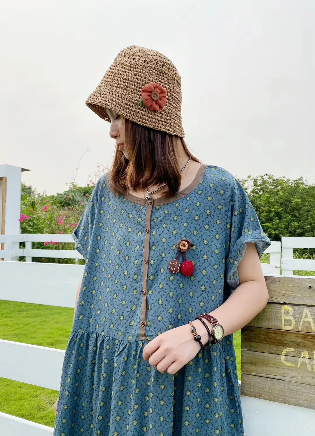 

Summer dress 2020 New Retro stitching floral loose short sleeve midi dress