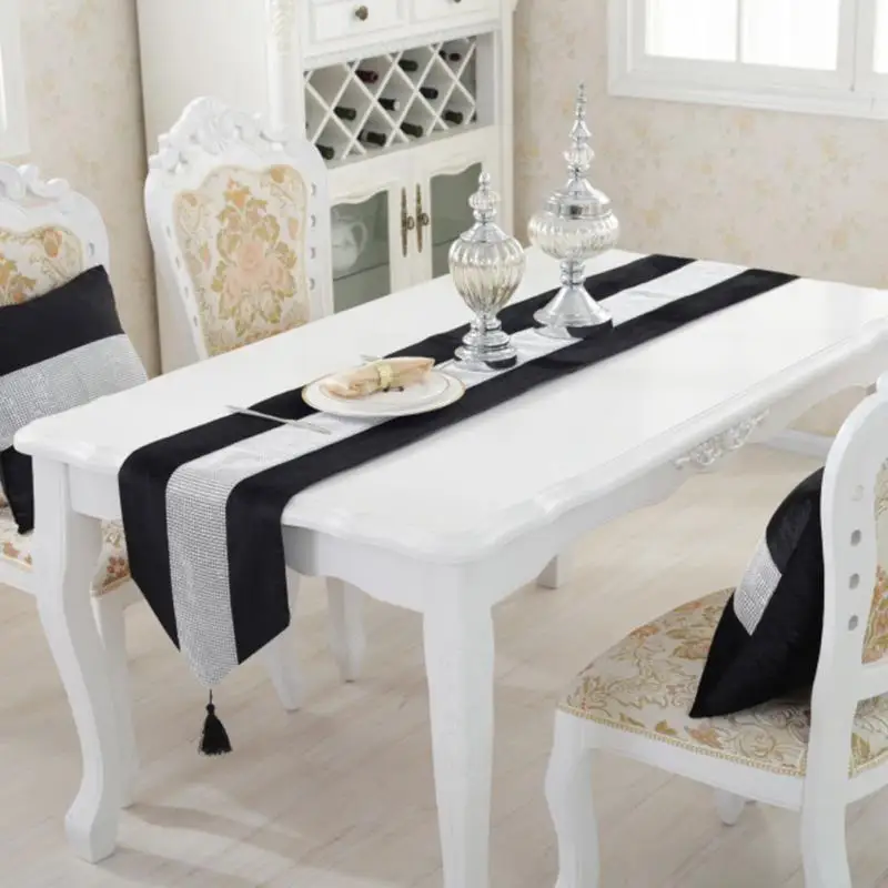 5 Modern Table Runner Flannel Rhinestones Wedding Chirstmas cake  floral Decor Table Runner crafts 8 Colors