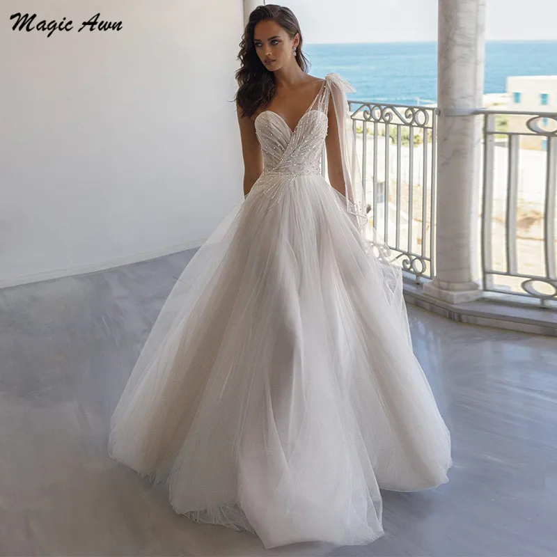 

Magic Awn One Shoulder Boho Wedding Dresses Pearls Beaded Backless Beach Country Bride Dress Illusion Robe De Mariage 2021