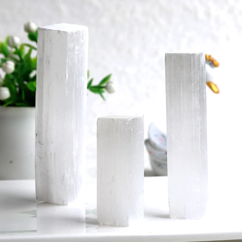 

20g Natural White Selenite Rough Sticks Minerals Specimen Point Healing Crystal Wand Irregular Shape Making Stone Home Decor 1PC