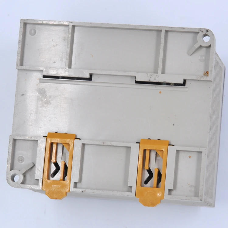 

Omron Omron amplifier controller V600-CA5D02 teardown