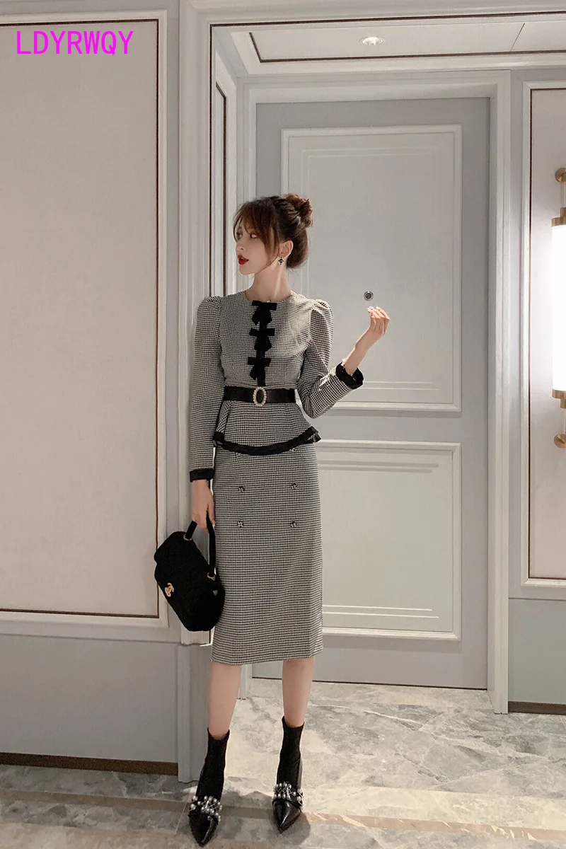 

2020 autumn new bowknot check suit temperament fashion skirt two-piece suit Office Lady O-Neck Pullover Regular