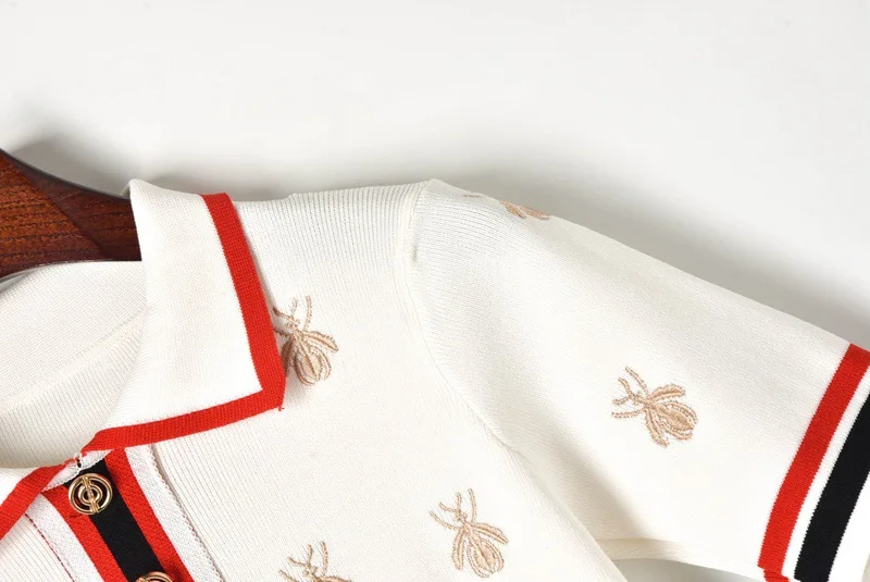 Элегантное трикотажное платье 2019 с отложным воротником коротким рукавом и