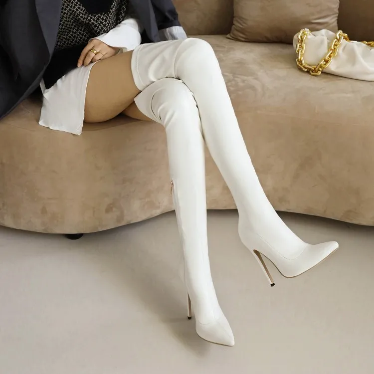 Женские сапоги выше колена белые эластичные с острым носком на высоком каблуке