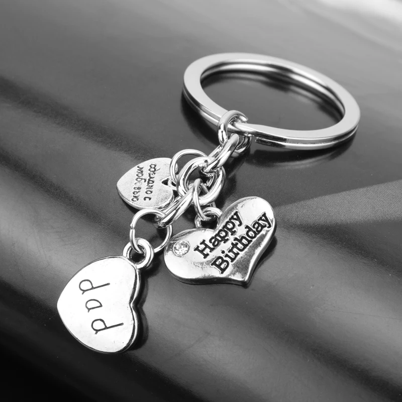 Брелок для ключей в виде члена семьи подарок на день рождения маме папе бабушке