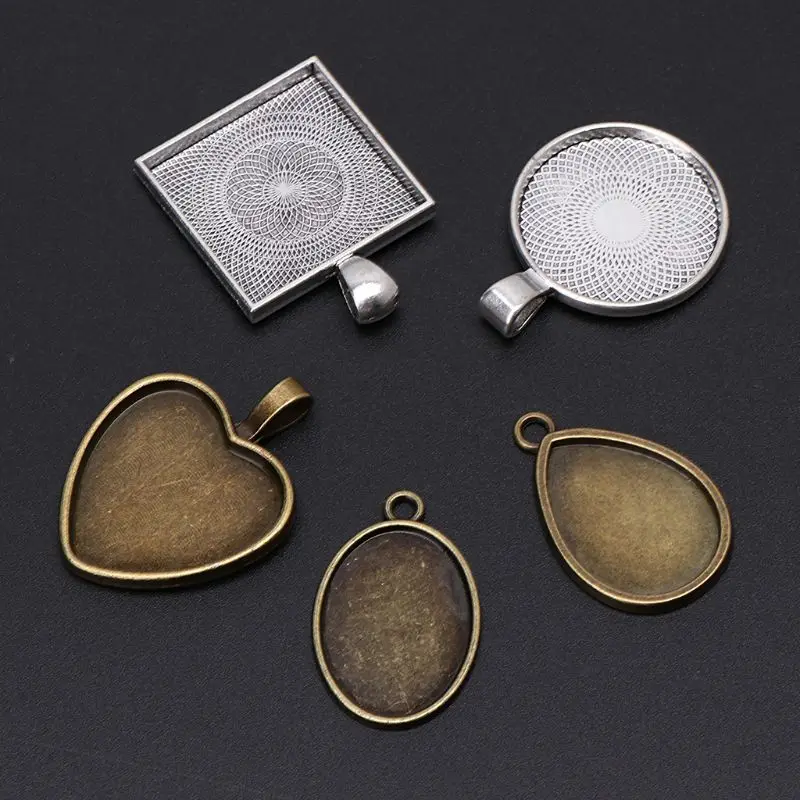 

1 Set Silicone Mold + Pendant Frame Holder Jewelry Making DIY Supplies Findings Necklace Time Stone Luxury Creative Molds Heart