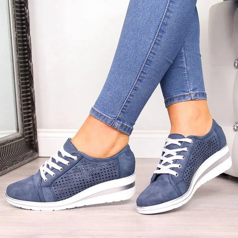 Новинка 2019 года женская обувь на высокой танкетке ранние осенние кроссовки