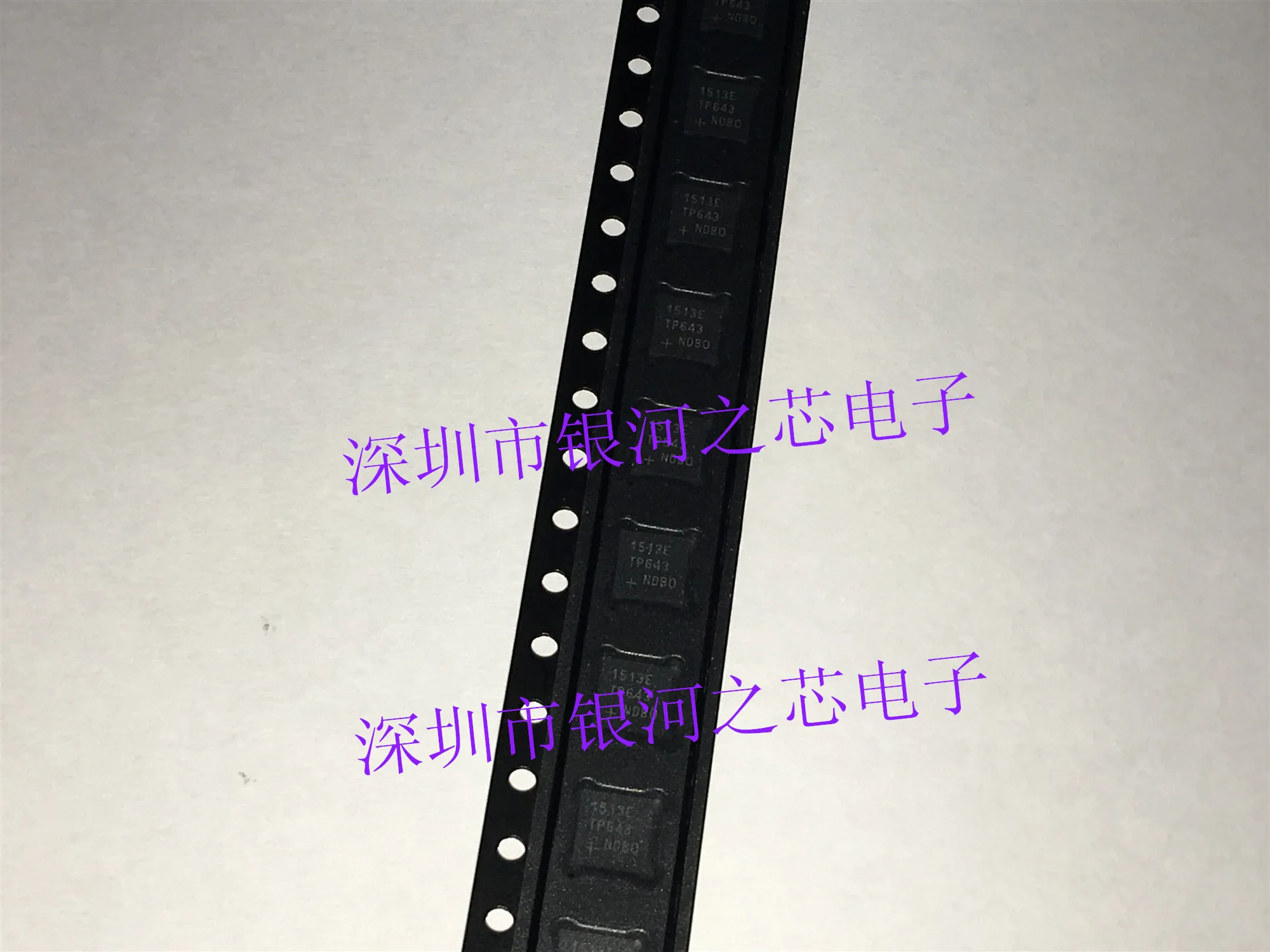 

Original import MAX1513ETP+T 1513E QFN IC CNTRLR TFT-LCD PS 20-TQFN