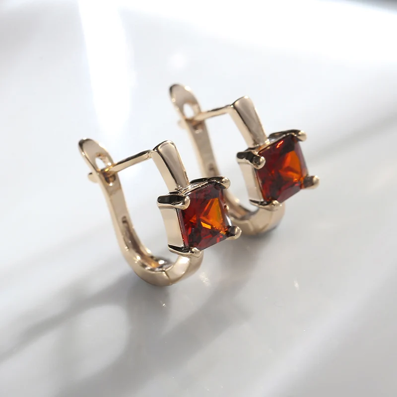 Platinum gold amber MAIKALE, квадратные серьги-гвоздики, AAA кубический цирконий, покрытые золотом и серебром, гипоаллергенные корейские серьги для женщин, отправка друзьям - Окраска металла: Platinum gold amber