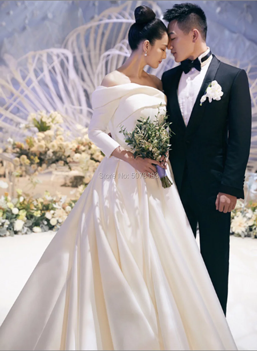 8148boat-neck off-the-shoulder natural A-line floor-length matte satin wedding dresses/gowns 2019 Celebrity Dress free shipping | Свадьбы и