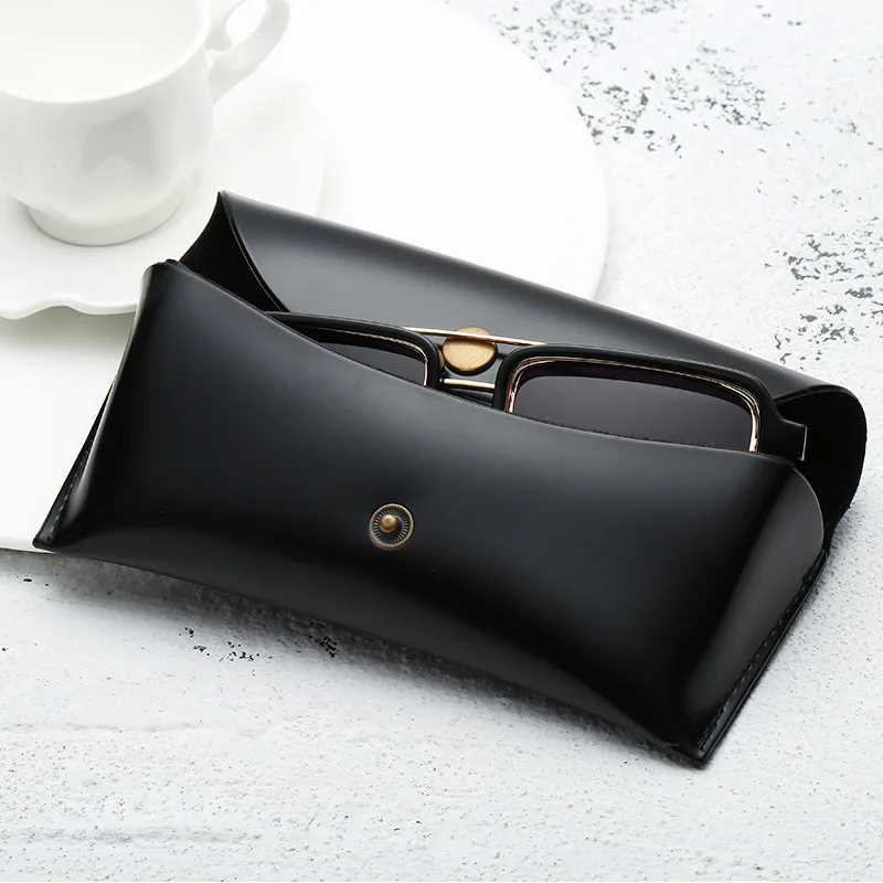 Мужская и женская сумка для очков из поликарбоната черная с большой оправой