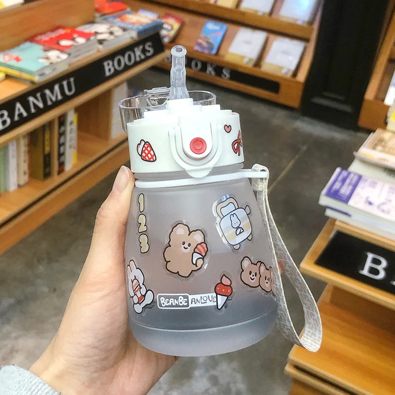 

Children's Plastic Portable Straw Water Bottle Bouncing Cover Transparent Bouncing Cup Kitchen Accessories Bottle for Water.8z