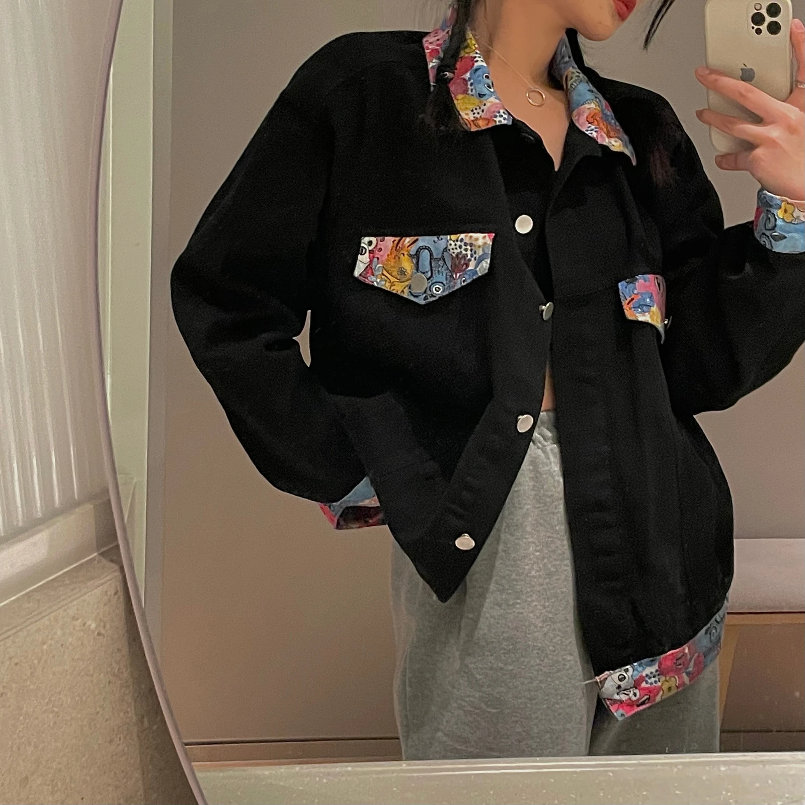 

Fashion Cartoon Print Patchwork Denim Jacket Casual Loose Female Spring Autumn Korean Beige Black Lapel Long Sleeve Jeans Jacket