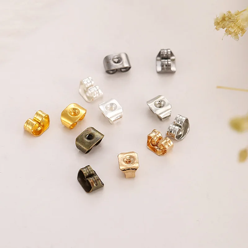 Набор сережек серьги-гвоздики с задней пробкой компоненты в виде бабочек