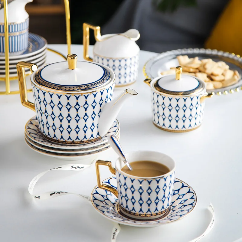 

Скандинавский чайный набор из костяного фарфора, керамический кофейный набор, фарфоровая чайная чашка, чайник, чайная чашка, сахарница, мол...