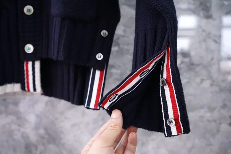 

TB THOM BULUO Brand Sweaters Men Women Slim V-Neck Cardigans Clothing Striped Cotton Wool Solid Thick Winter Casual Coat 2021