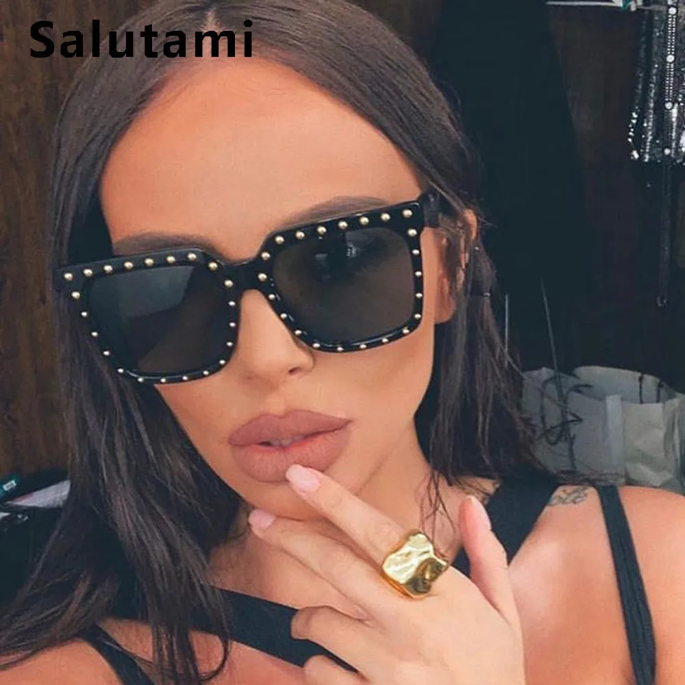 Солнцезащитные очки в квадратной оправе с заклепками, женские роскошные брендовые солнцезащитные очки больших размеров черного цвета в стиле Кардашьян, Модные Мужские Винтажные Солнцезащитные очки INS, популярные оттенки