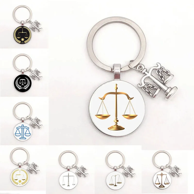 

Designer Key Chain Retro Judge Golden Balance Judge Messenger Men'S Fashion Keychain High Quality Silver Glass Keychain Law Stud