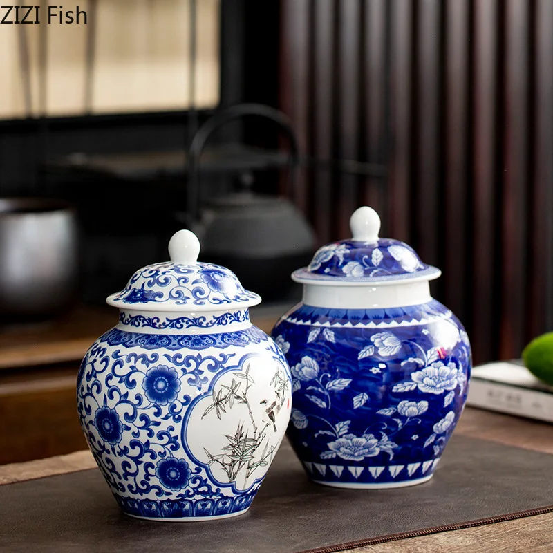 Ретро сине-белая фарфоровая банка общего назначения Лотос окрашенная