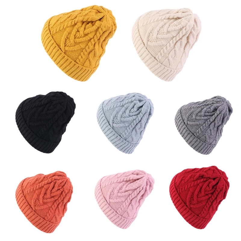 Женская Зимняя Теплая Шапка бини с плюшевой подкладкой ромбовидным шнуром