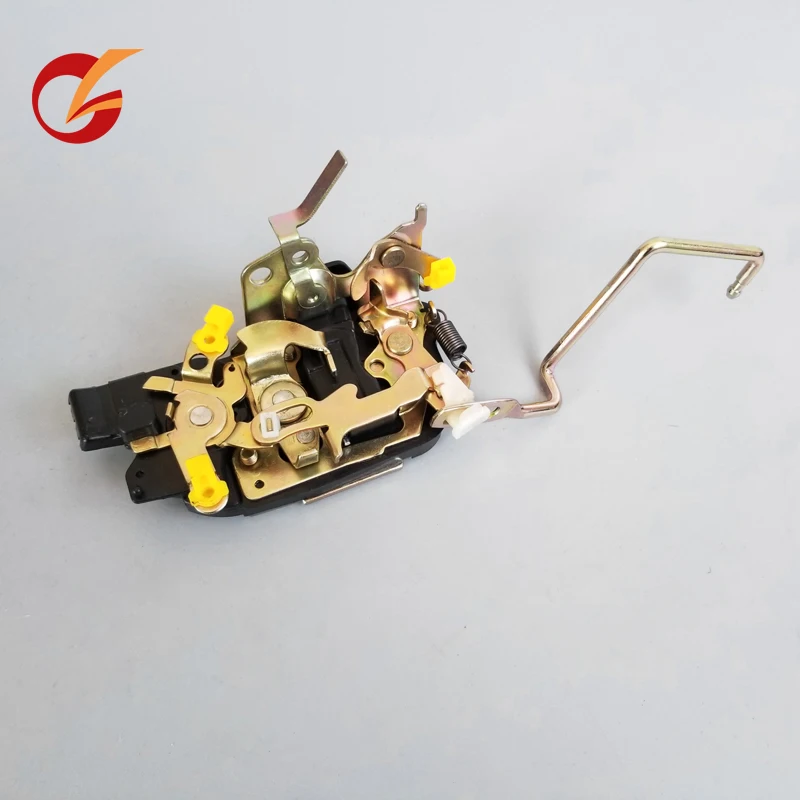 Замок защелки передней двери toyota hilux 1995 1996 1997 1998 1999 2000 2001 2002 LN145 LN150 2003 2004 69320