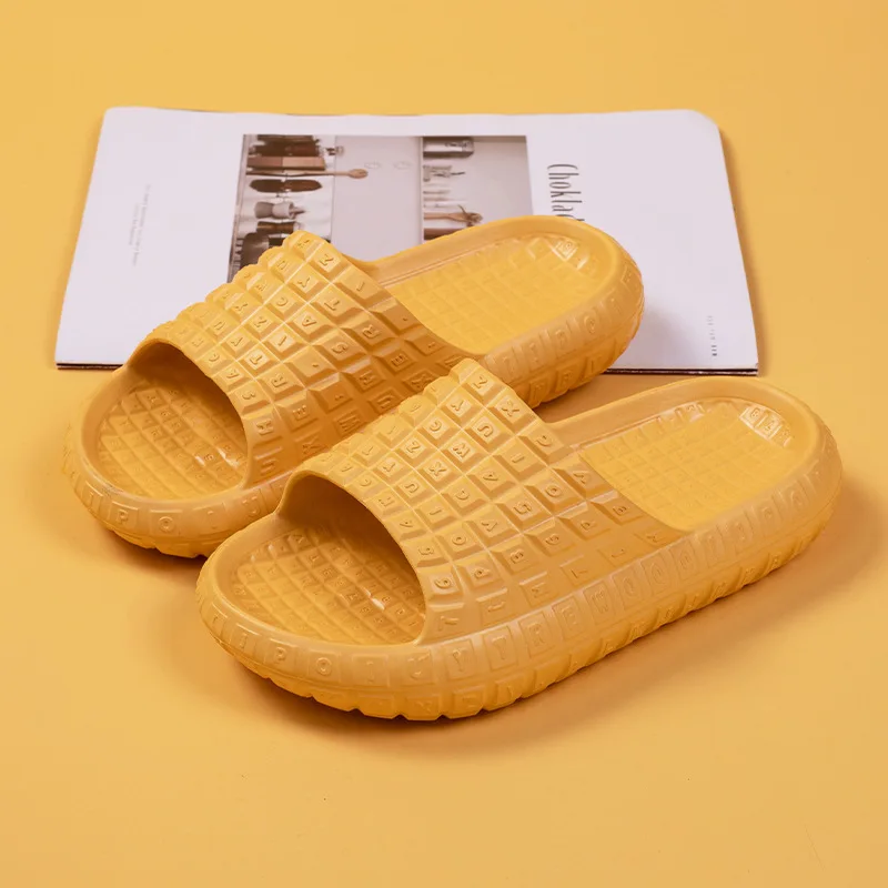 Летние новые стильные женские тапочки с клавиатурой верхняя одежда модные и