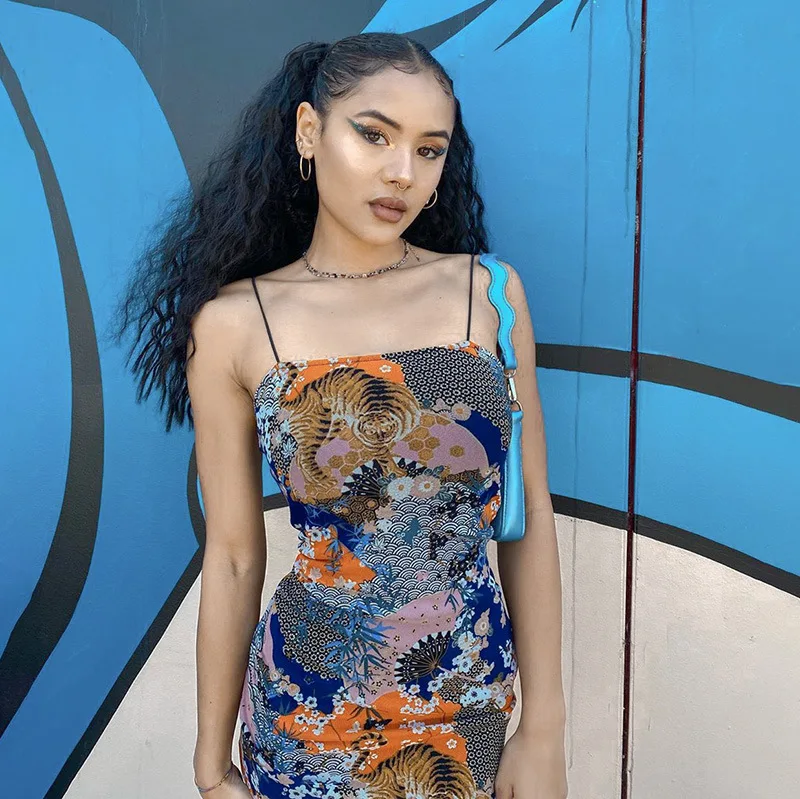 Летнее осеннее сексуальное платье на подтяжках женское с принтом для отпуска