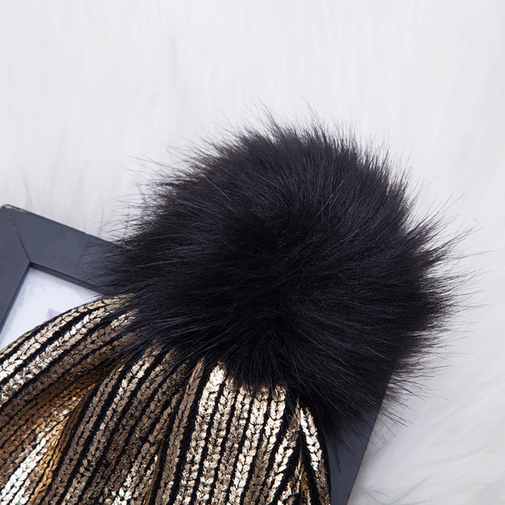 Женская Вязаная Шапка бини с помпоном зимняя теплая шапка из меха
