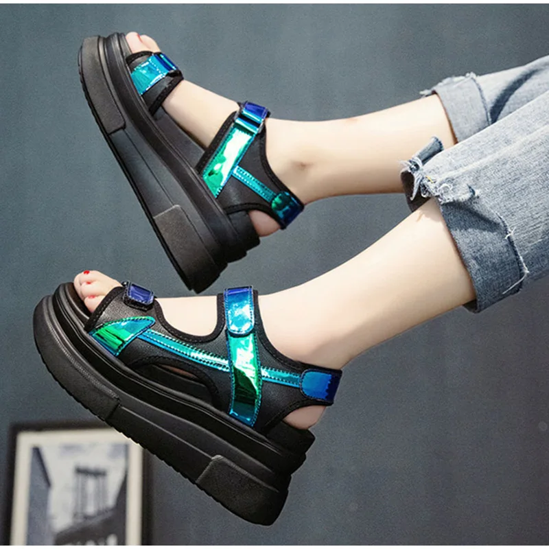 

Women's Shoes