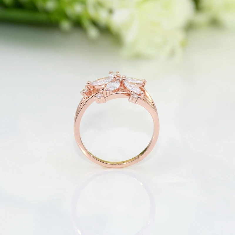 

Delicate Attractive rose gold Tone Plated Flower Ring Clear Cubic Zircon Ladies Women's ring valentine ring