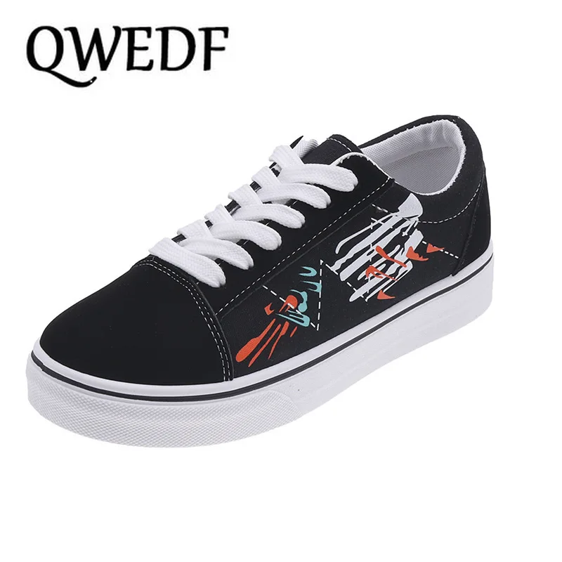 

Женские вулканизированные кроссовки QWEDF 2019, дышащая Повседневная Белая обувь на плоской подошве, Женская парусиновая обувь на весну и осень...