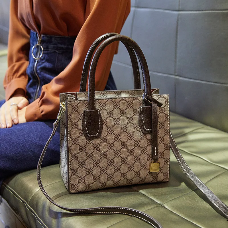 Женские сумки новинка 2019 модные через плечо для весны и лета вместительная