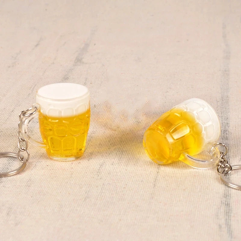 Миниатюрный креативный крутой милый полимерный брелок для пива и автомобиля