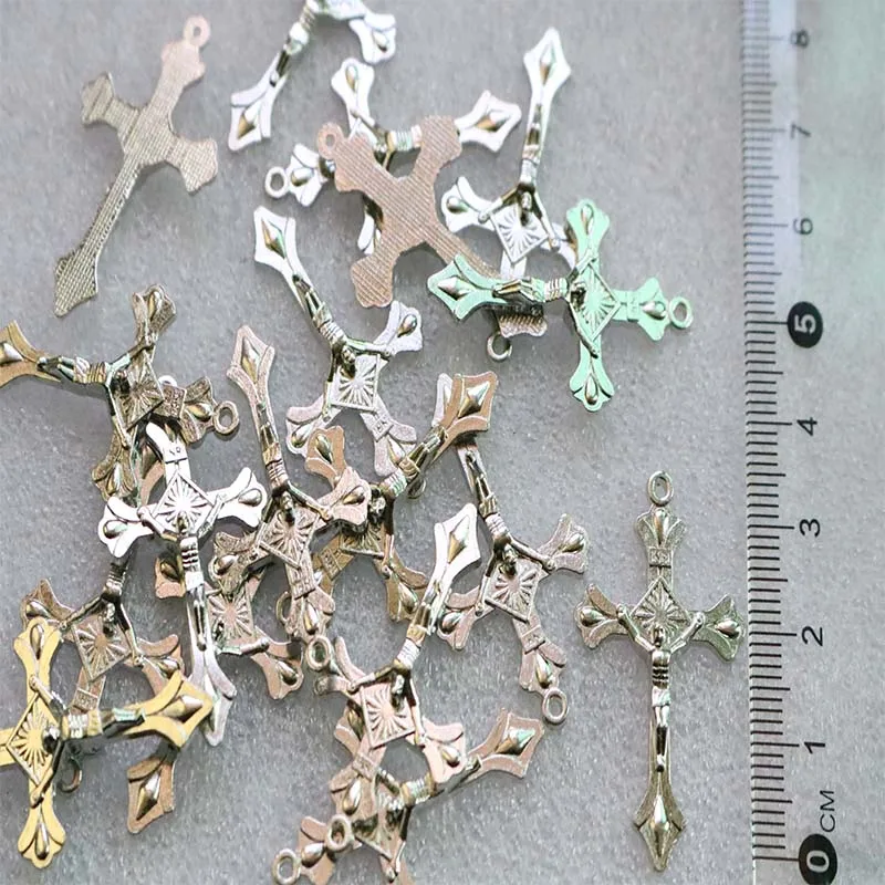 100 шт./подвеска ручной работы крест кулон античное серебро цветной амулет с