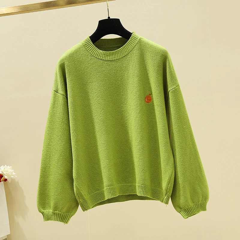 Свитер женский оверсайз оранжевого цвета с вышивкой на осень/зиму | Женская