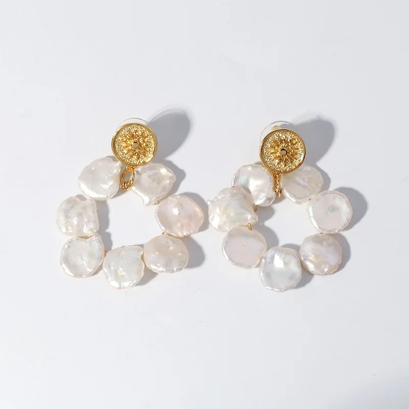 

Light Luxury brand new earring gold plated flower petal Baroque Pearls Earrings unisex with 925 silver