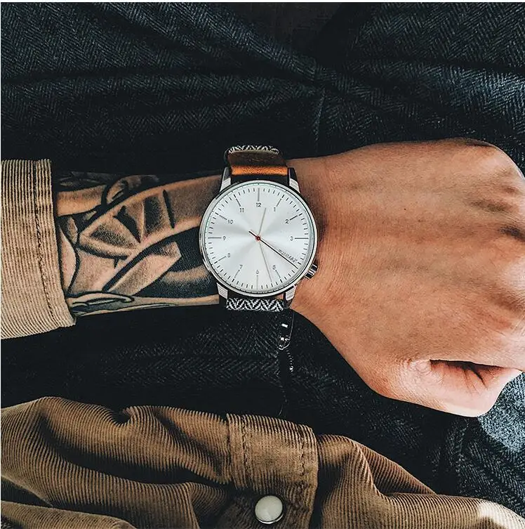 Часы наручные из нержавеющей стали для мужчин и женщин Спортивные Повседневные