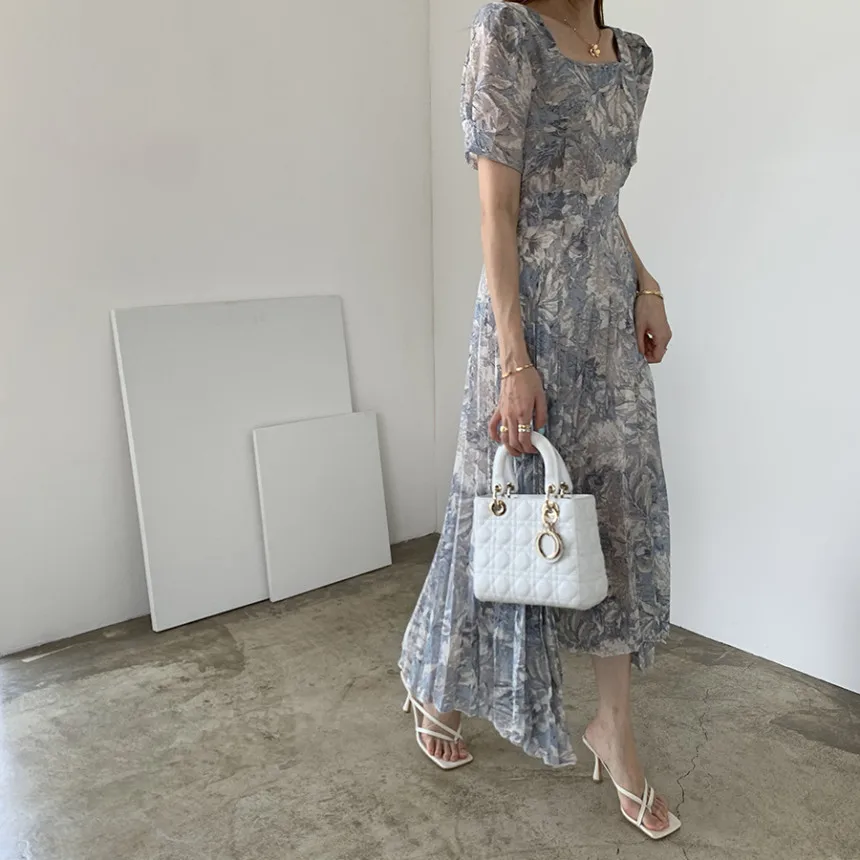 

2021 Summer Fashion Printed Korean Chiffon Long Dress Women Short Sleeve Square Collar Belted Pleated Elegant Dresses Femme