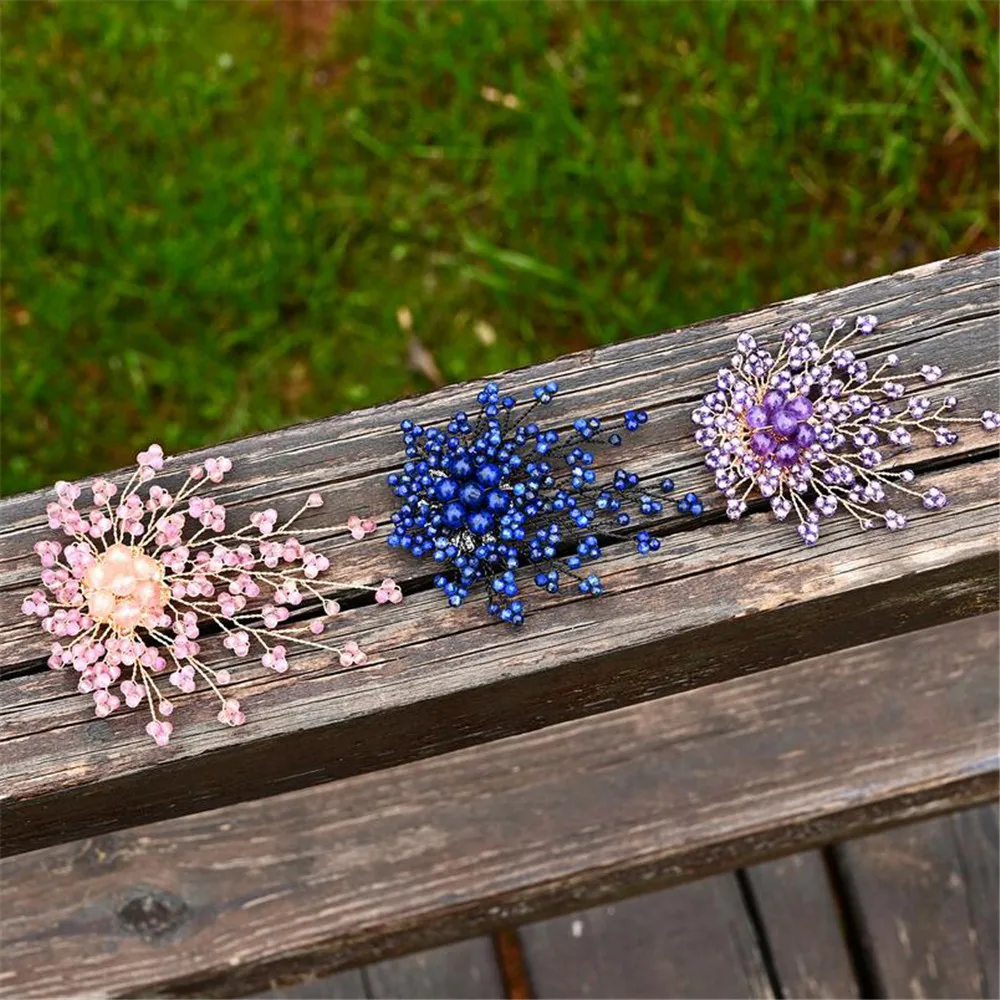 

Luxury Crystal Pink Blue Purple Brooch For Women Fine Jewelry Branch Flower Shape Ladies Delicate Temperament Corsage Accessory