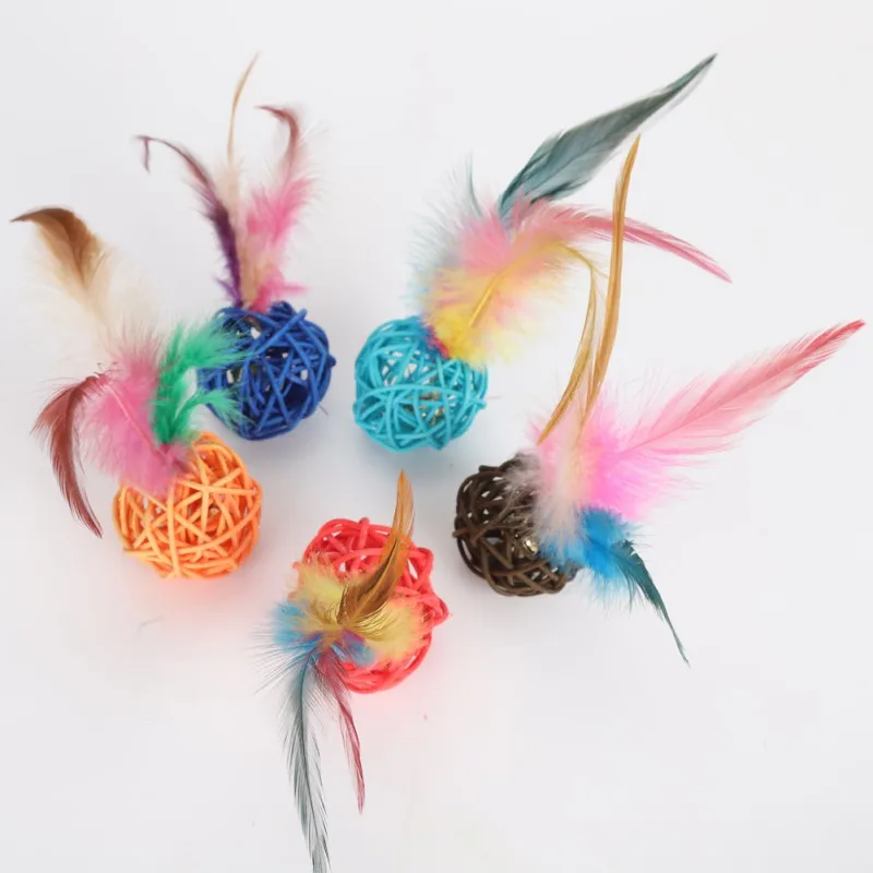 

Funny Cat Toy Delicate Sounds Bell Rattan Ball Chicken Feathers 5 Sets High Quality Mixed Color Interactive Product