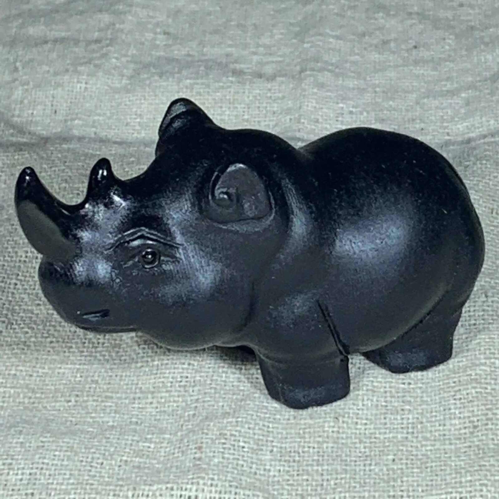 

Natural obsidian quartz crystal carved rhino skull reiki healing 1PC