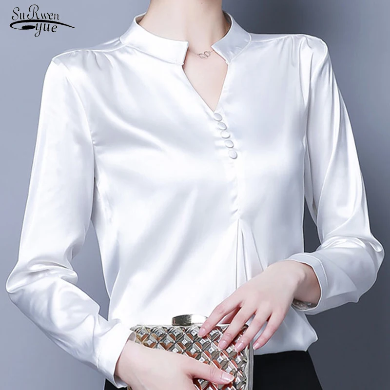 

2021 Long Sleeve V-neck Women Clothing Plus Size 4XL Fashion Women Blouses Casual Solid Women Tops Blusas Mujer De Moda 5378 50
