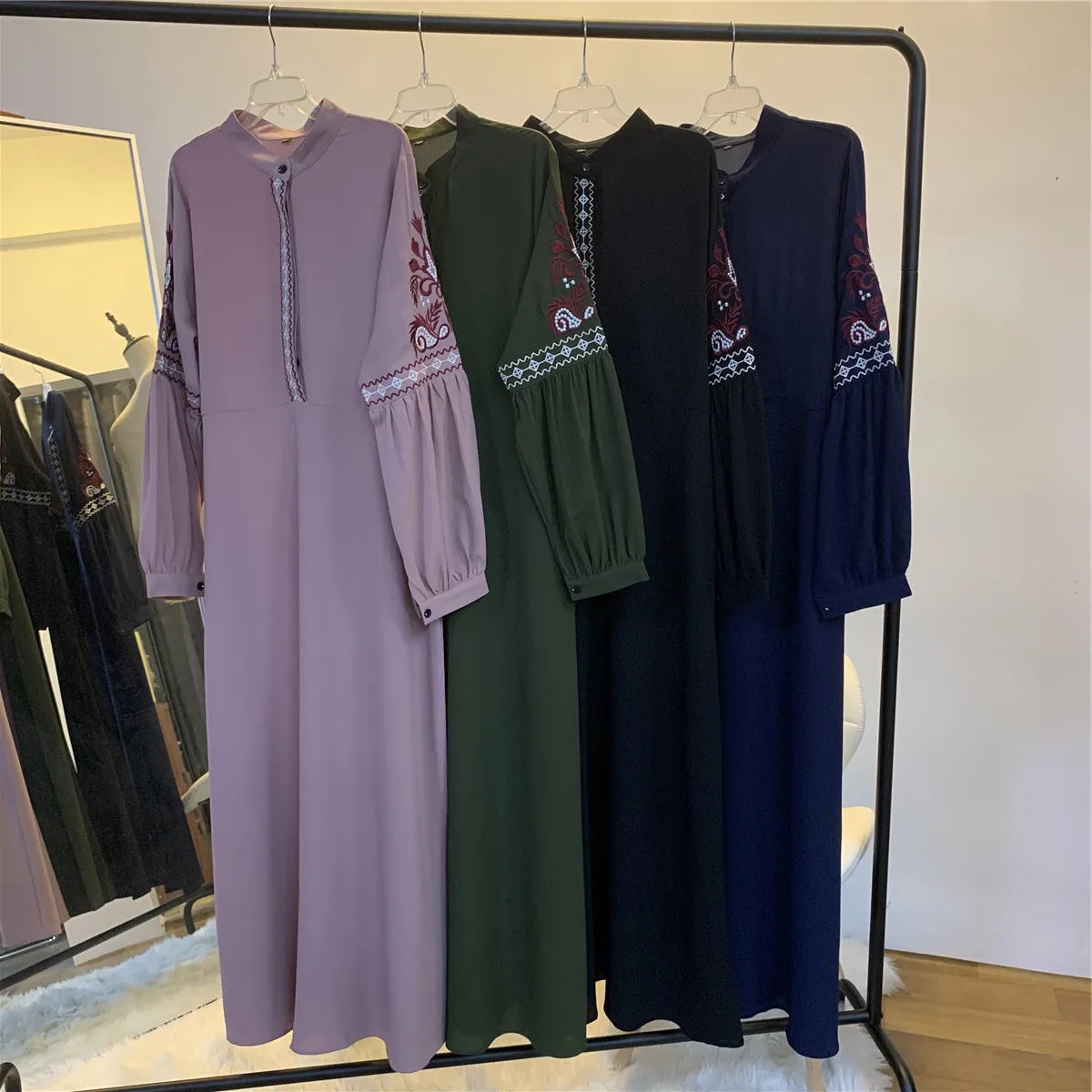 

2020 New Fashion Long-Sleeved Chiffon Embroidered Casual Dress Muslim Dress