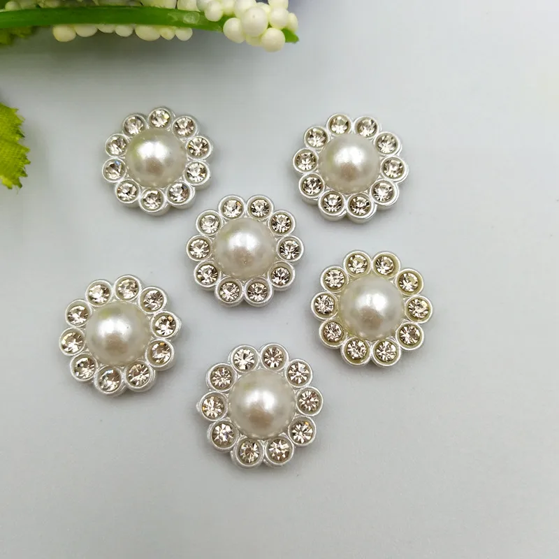 Цветок из серебристой смолы для рукоделия с плоским основанием кабошон